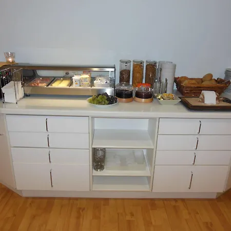 호텔 Garni Sport 아스꼬나